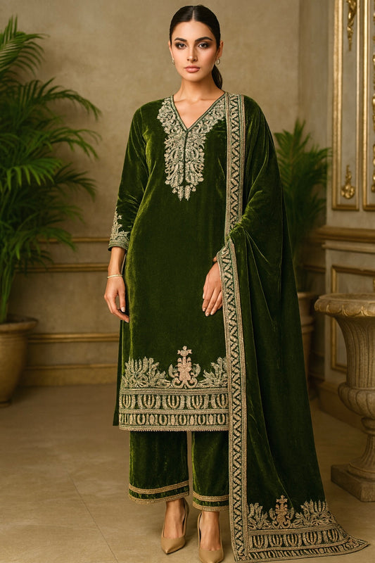 Mahira Regal Emerald Velvet Set