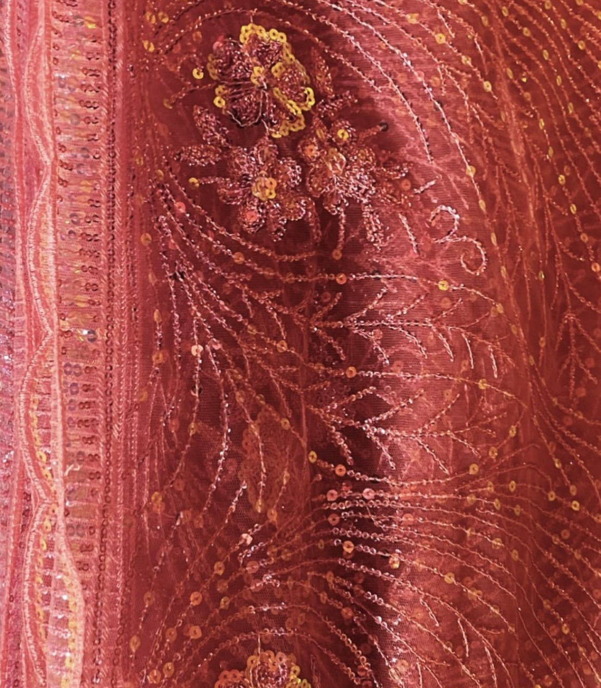 Sequenced Luxe Net Saree