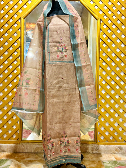 Mehvar Kota Doria Embroidered Suit Set