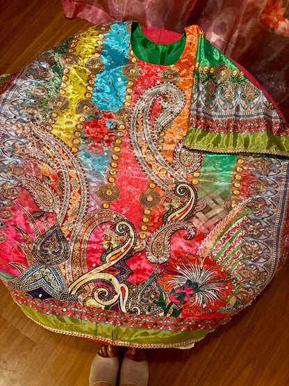 Zehra Paisley Crepe Kaftan