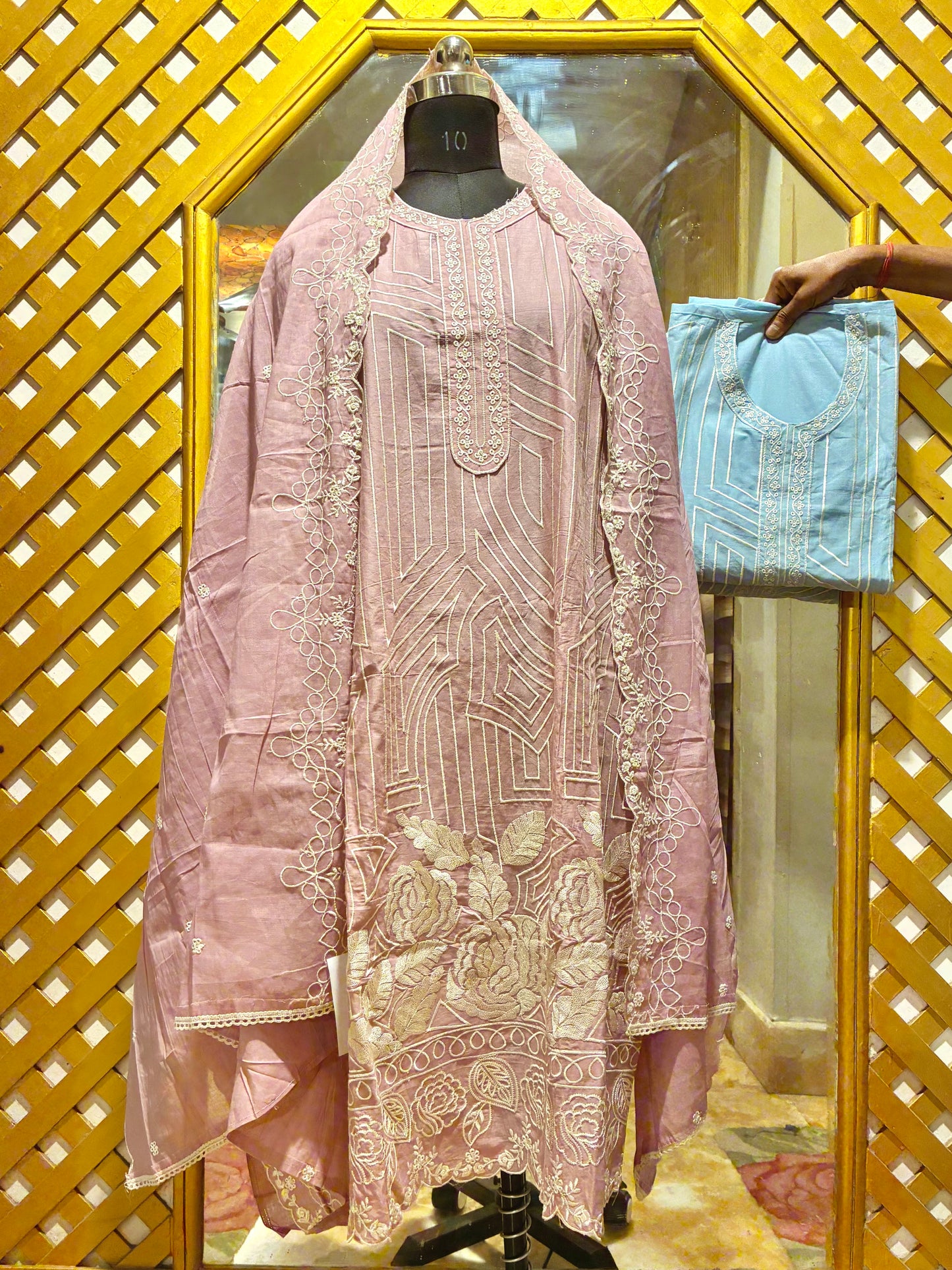 Celestia Embroidered Mulmul Suit Set