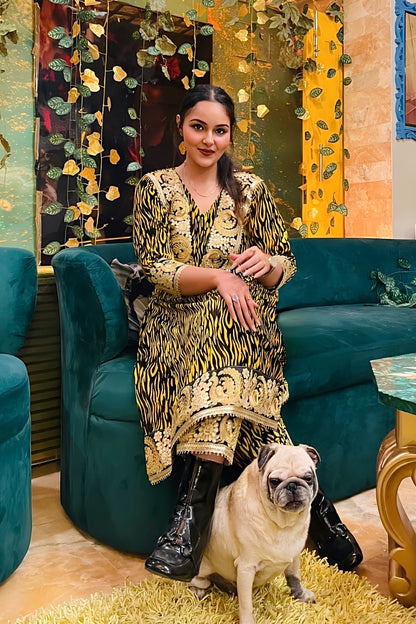 Royale Wild Tigress Ensemble