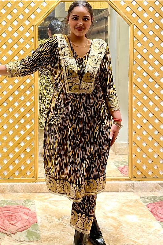 Royale Wild Tigress Ensemble