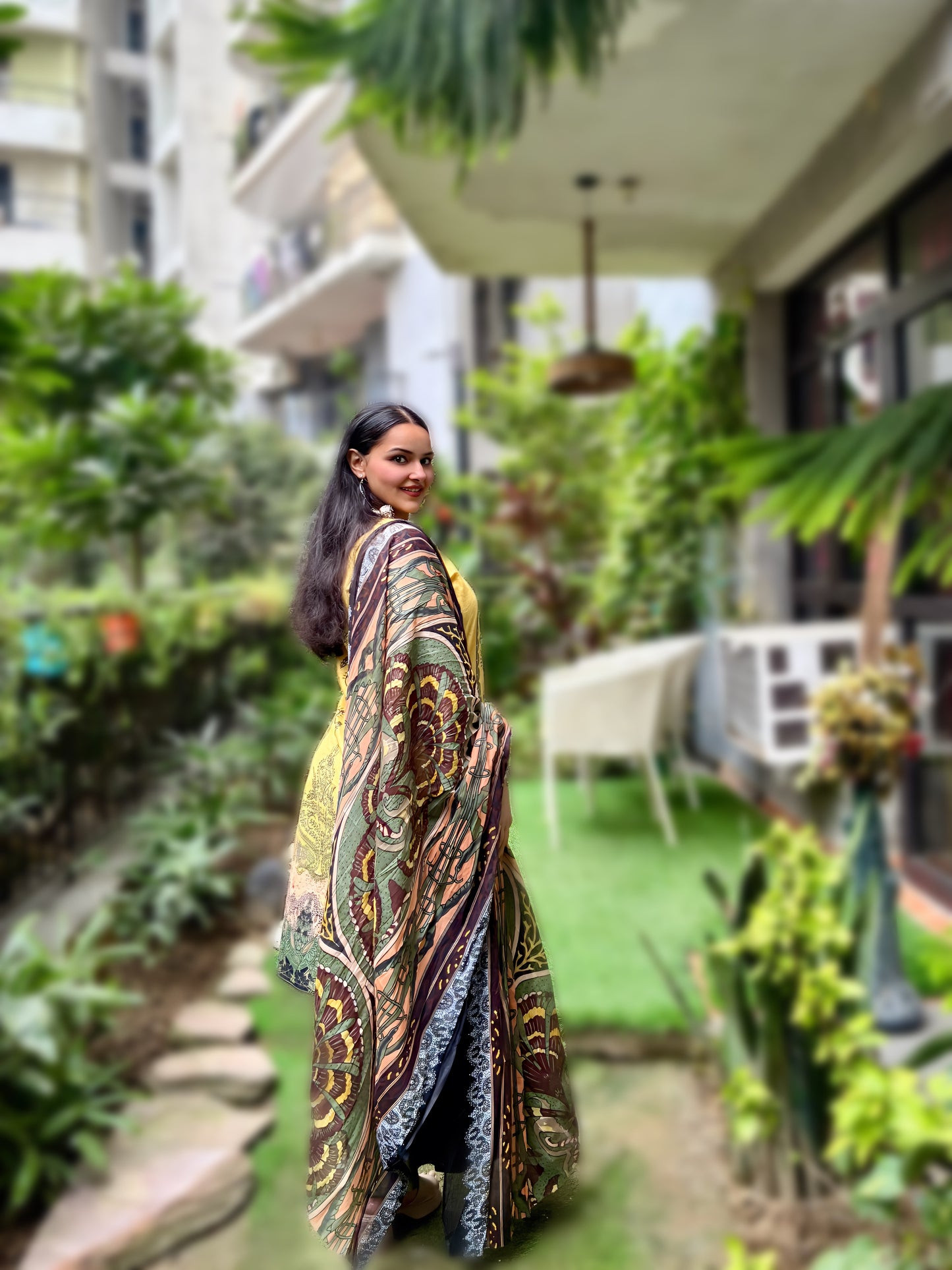 Noor-E-Zahra | Lawn Cotton Pakistani Suit Set