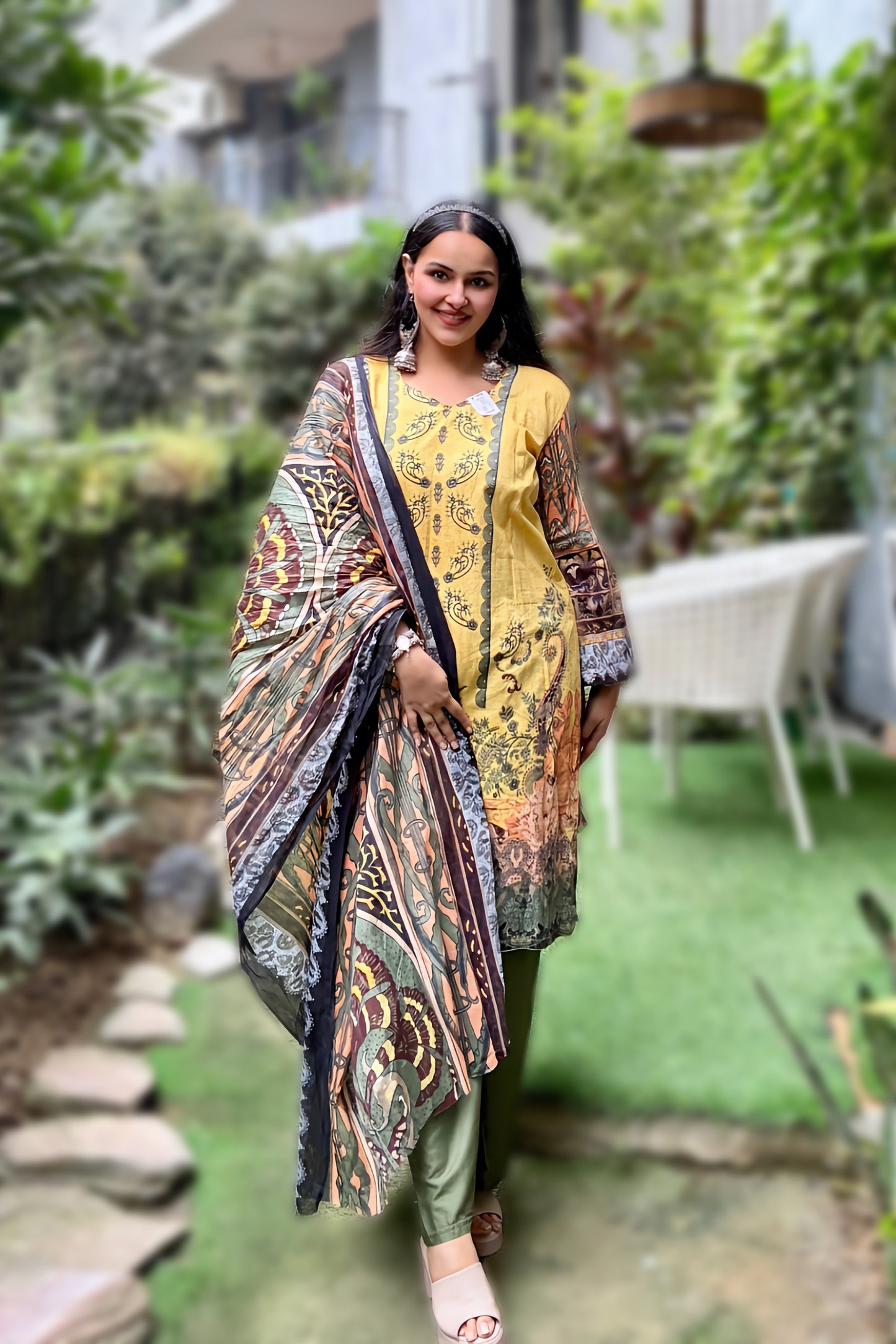 Noor-E-Zahra | Lawn Cotton Pakistani Suit Set