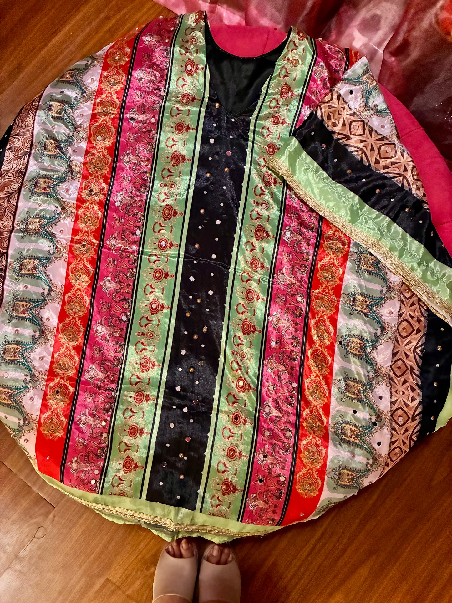 Multihue Crepe Kaftan